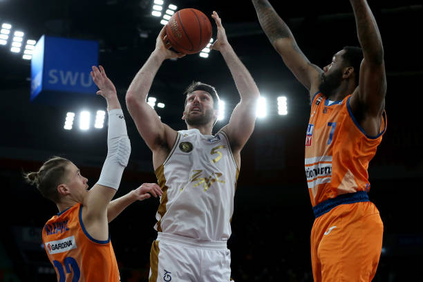 得益于曼城 得益于曼城