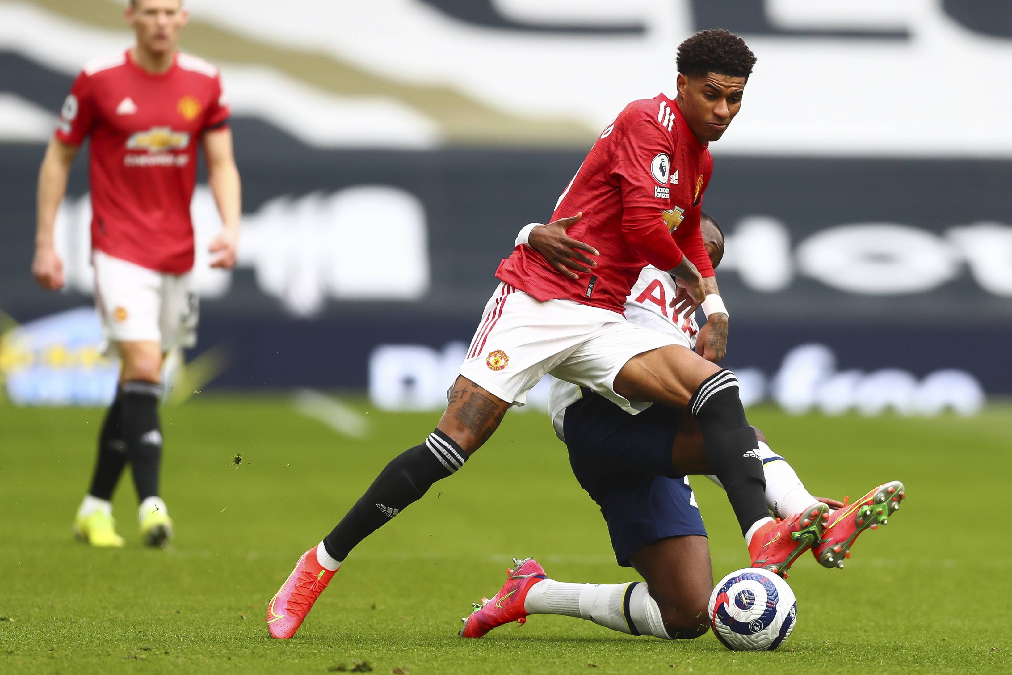 始终展现出 始终展现出